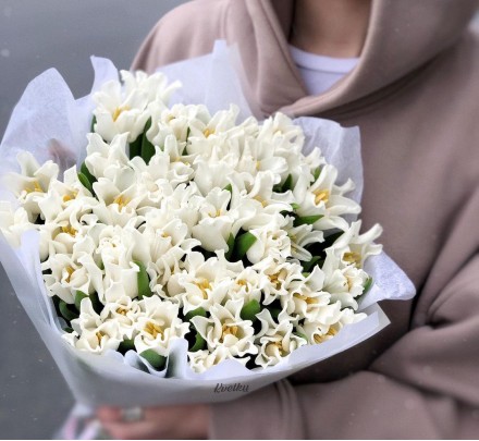 Bouquet of peony tulips White Liberstar